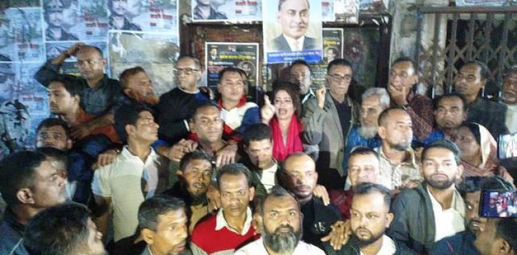 তারেক রহমান খালাস পাওয়ায় বরিশাল মহানগর বিএনপির আনন্দ মিছিল